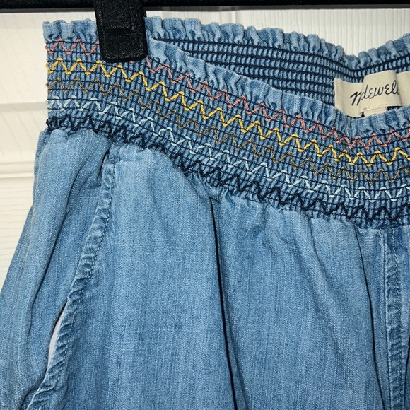 Madewell jeans with cute stretchy waist - Picture 5 of 8